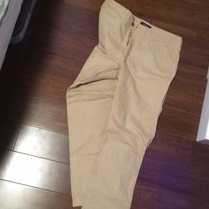 American Eagle - KHAKIS